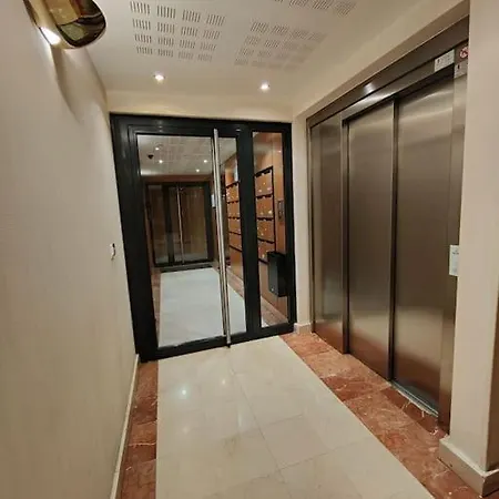 2p A Ivry, Aux Portes De Paris Avec Parking Prive Apartment *